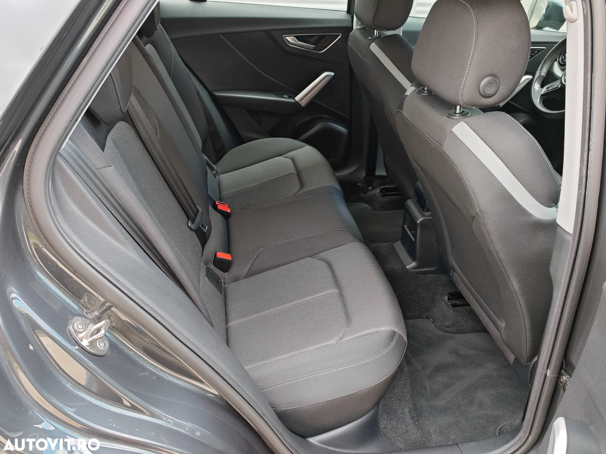 Audi Q2 30 TDI Advanced - 19