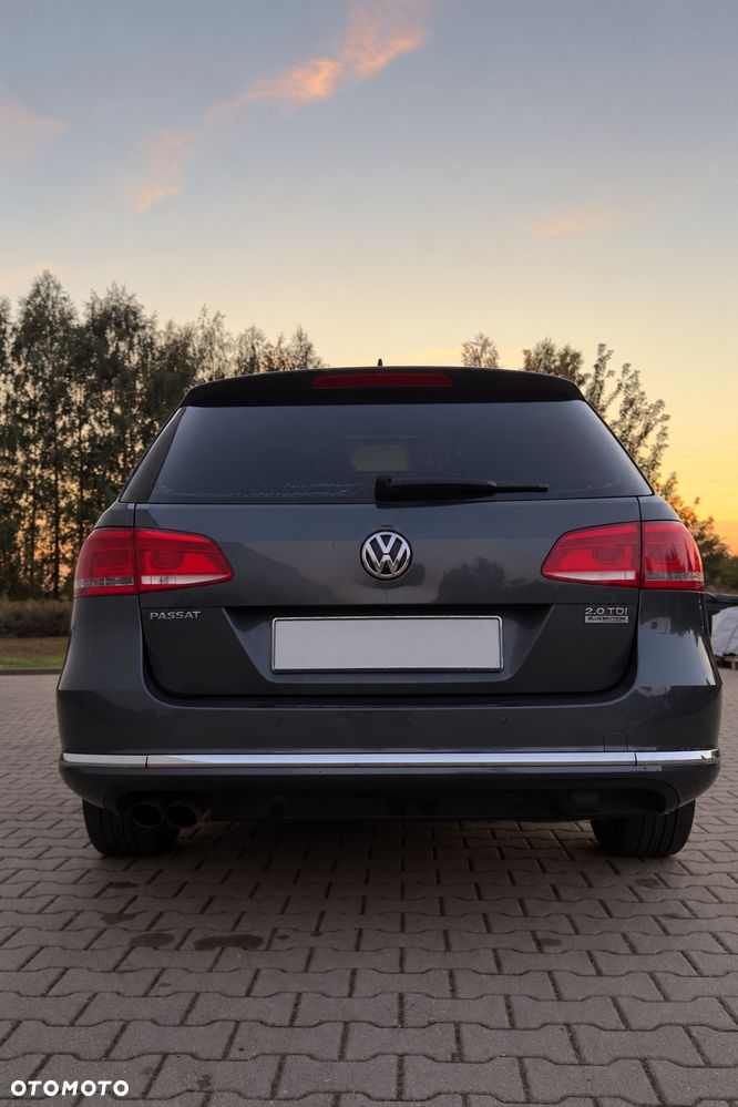 Volkswagen Passat - 6
