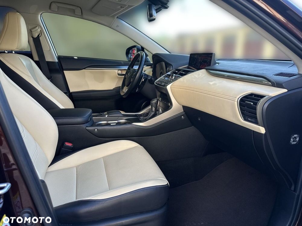Lexus NX 300 Comfort AWD - 13