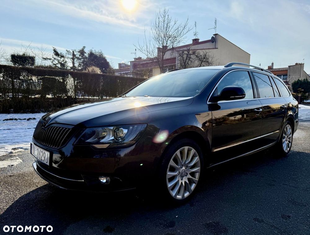 Skoda Superb 2.0 TDI Business DSG - 8