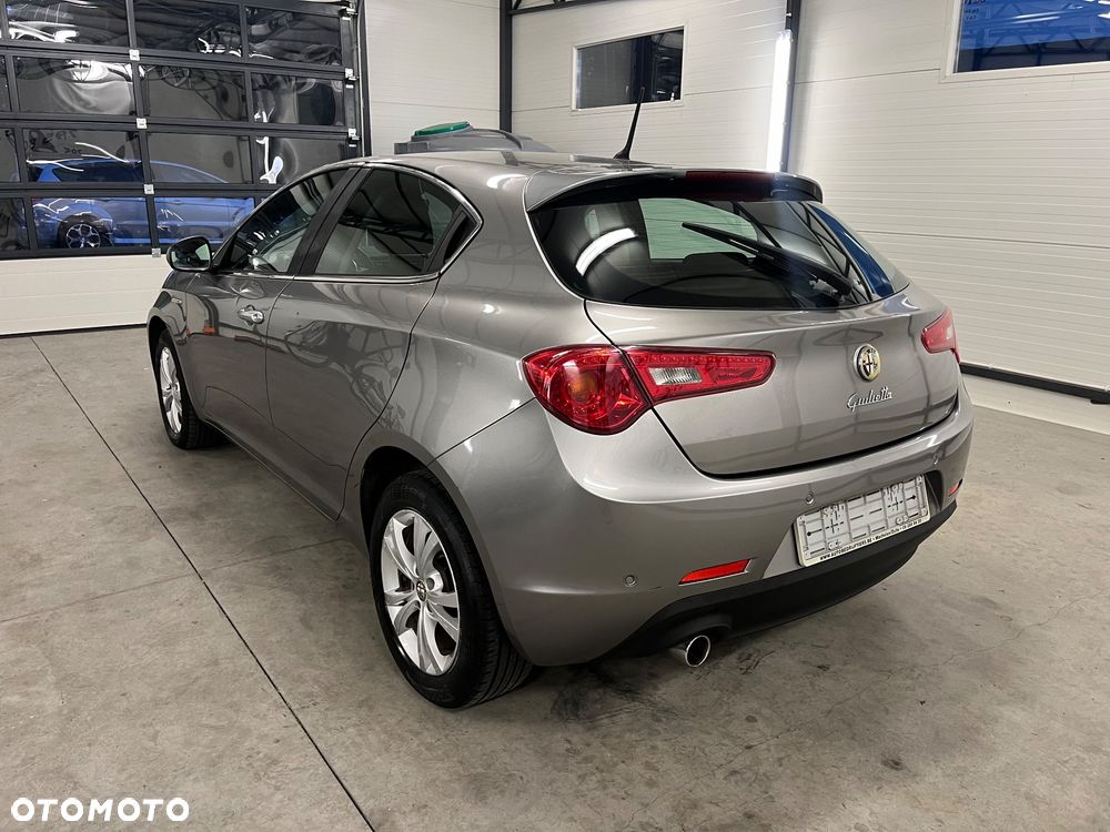 Alfa Romeo Giulietta - 6