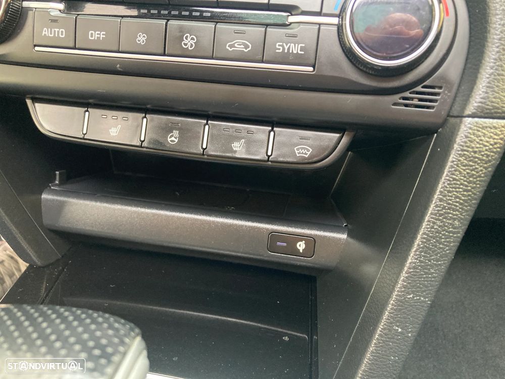 Kia ProCeed 1.6 T-GDI DCT7 OPF GT - 32