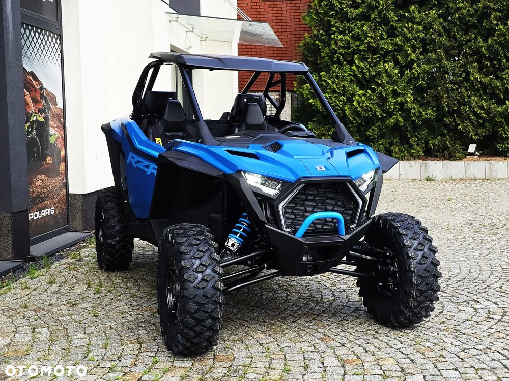 Polaris RZR - 16