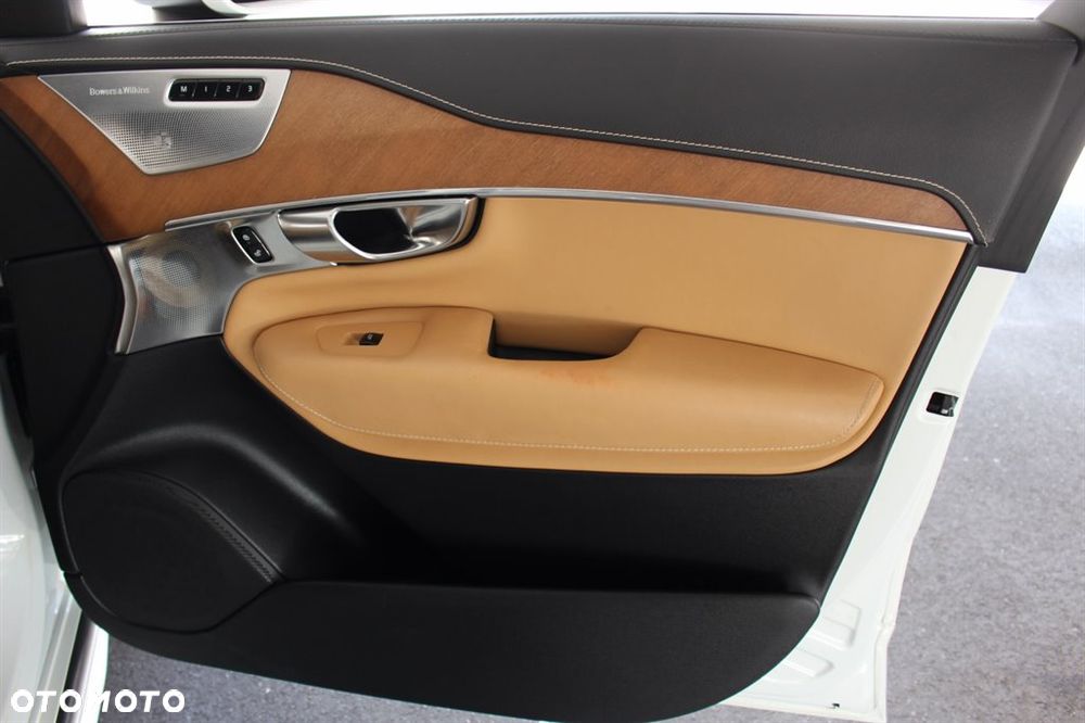 Volvo XC 90 T6 AWD Inscription 7os - 33