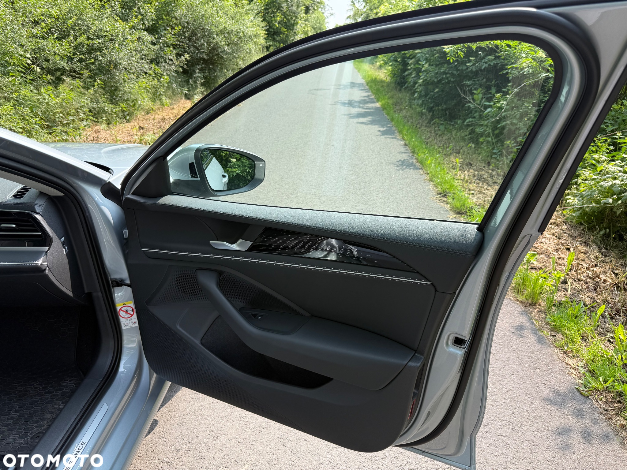 Volkswagen Passat 1.5 TSI EVO Elegance DSG - 22