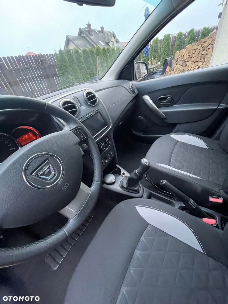 Dacia Sandero 0.9 TCe Laureate - 8