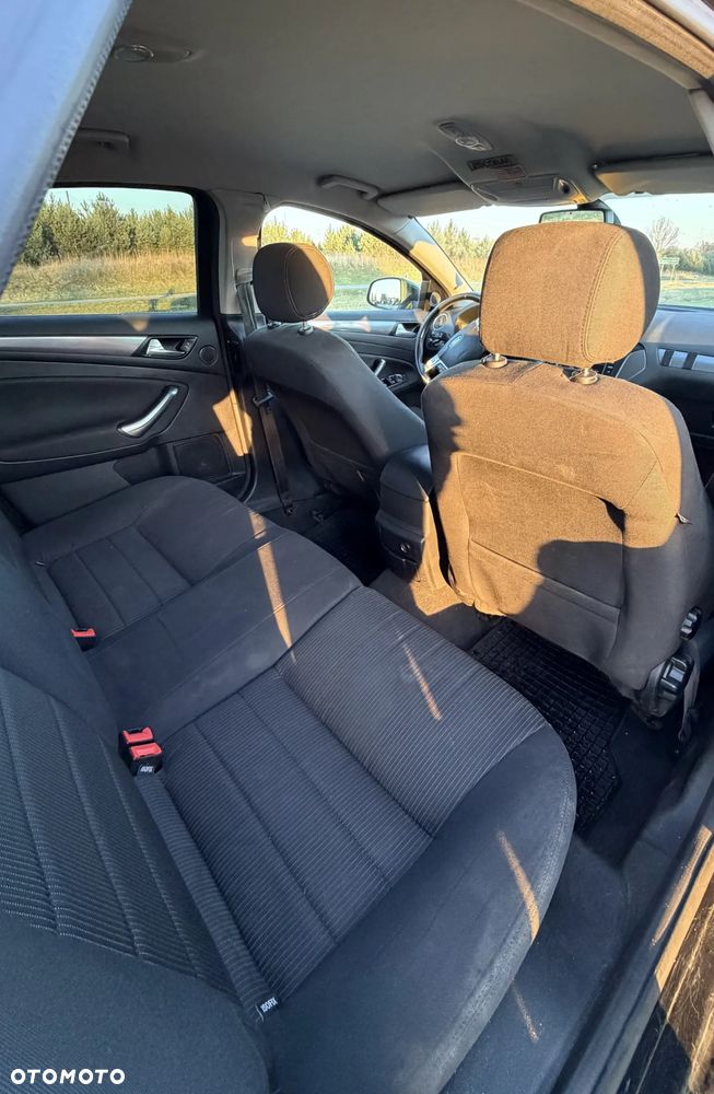 Ford Mondeo 2.0 TDCi Titanium - 8