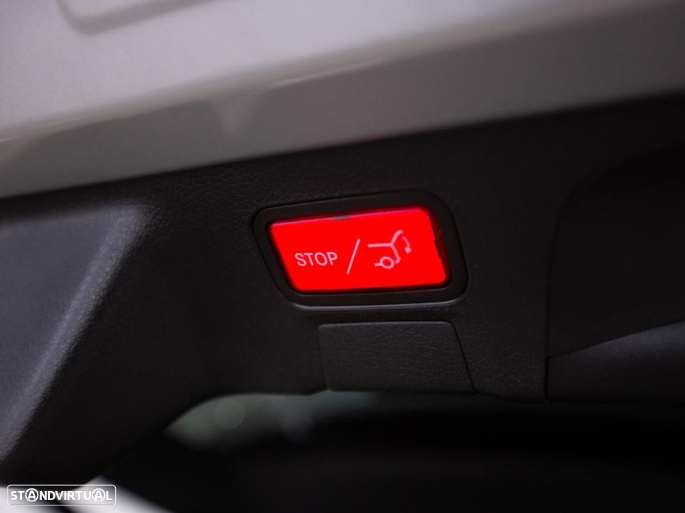 Mercedes-Benz CLA 250 e Shooting Brake 8G-DCT - 12