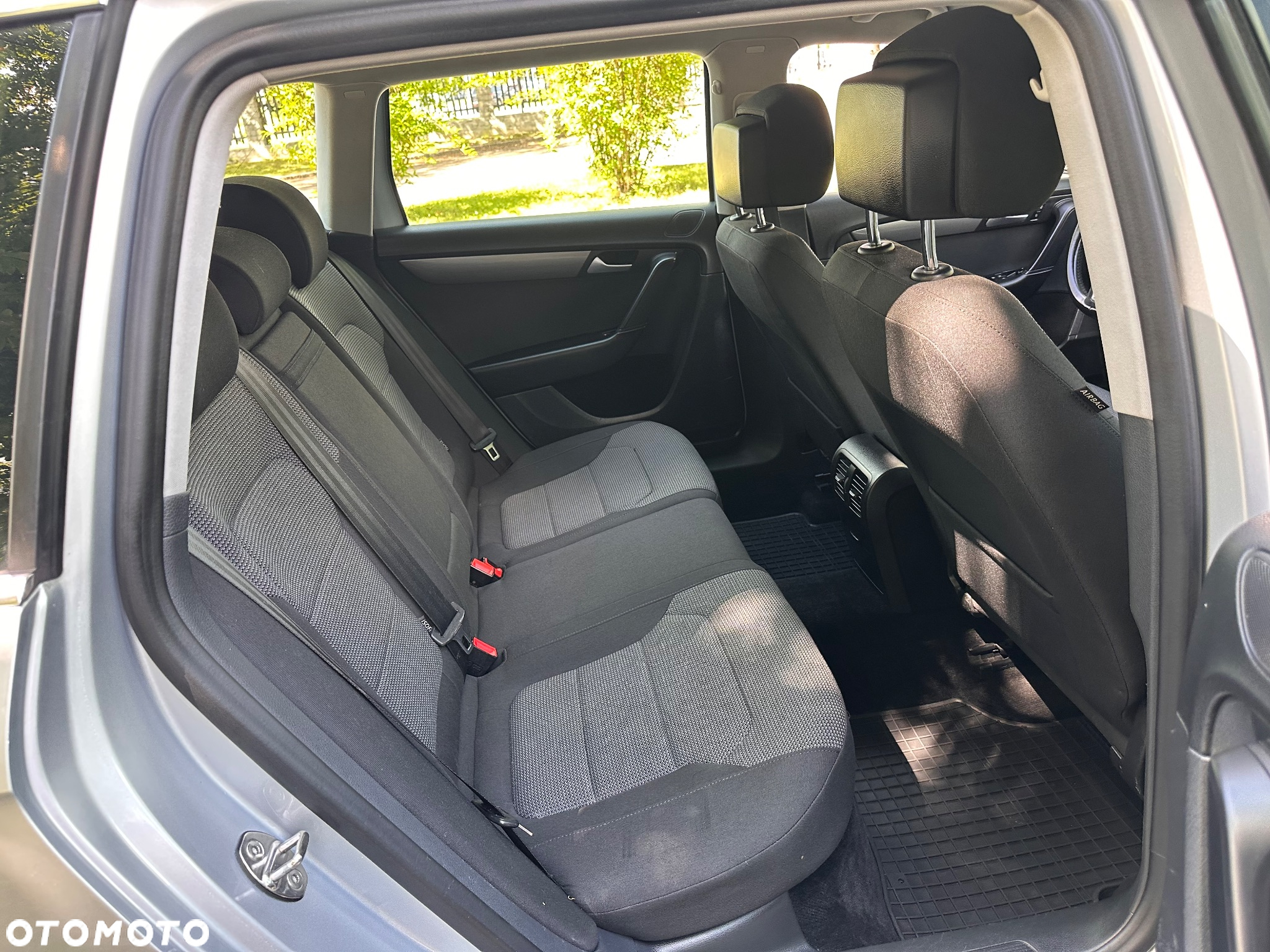 Volkswagen Passat 2.0 TDI Comfortline DSG - 8