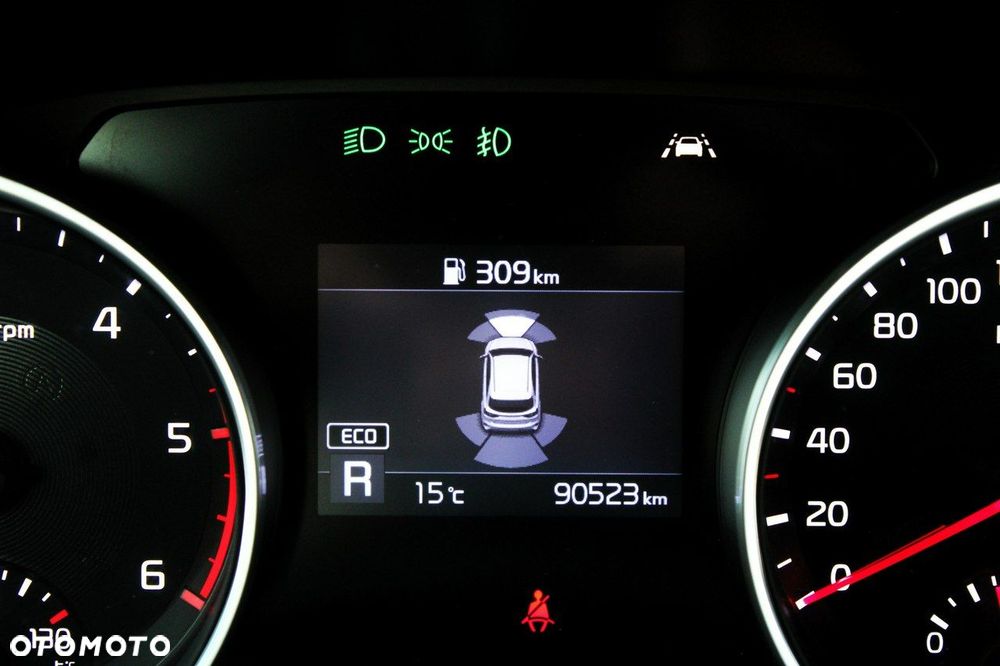 Kia Ceed 1.6 CRDi mHEV M - 19