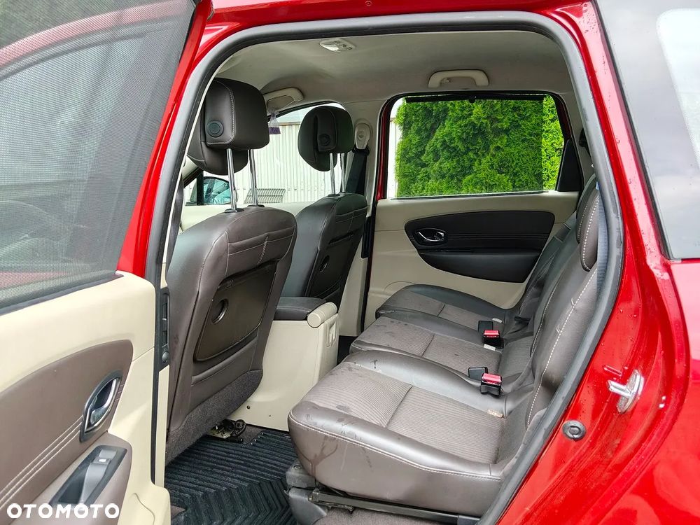 Renault Scenic 1.6dCi Energy Privilege - 12