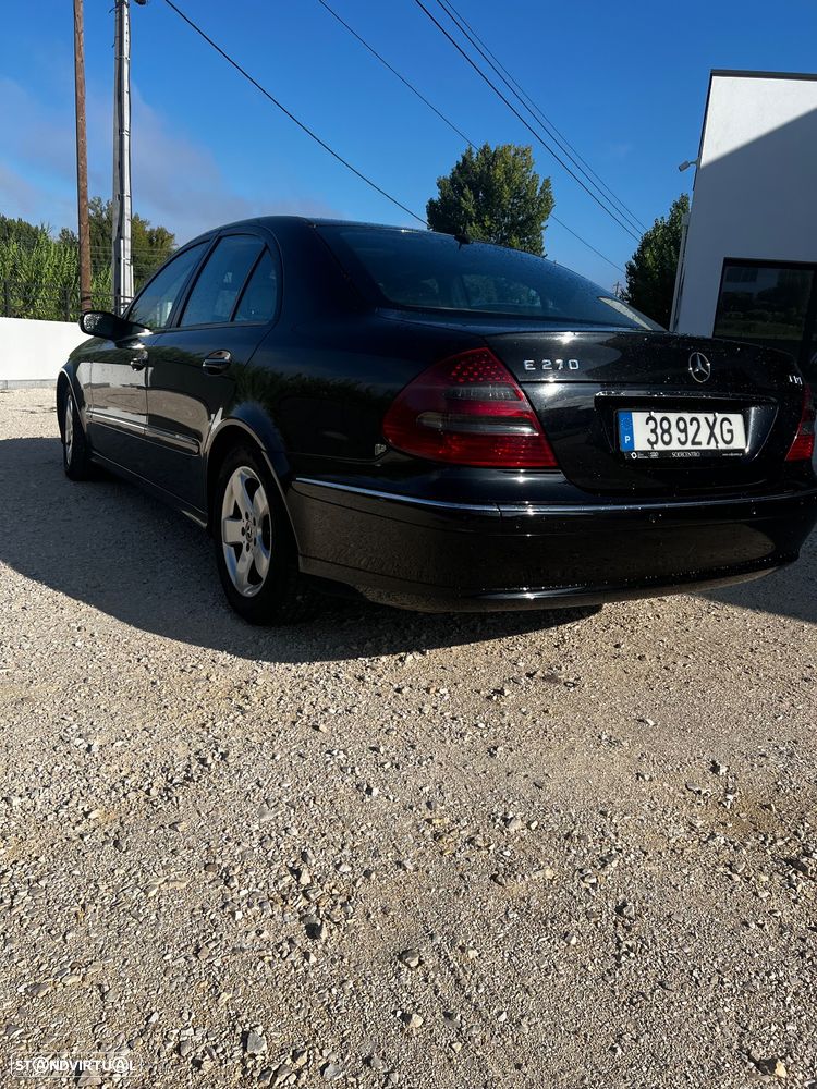 Mercedes-Benz E 270 - 4