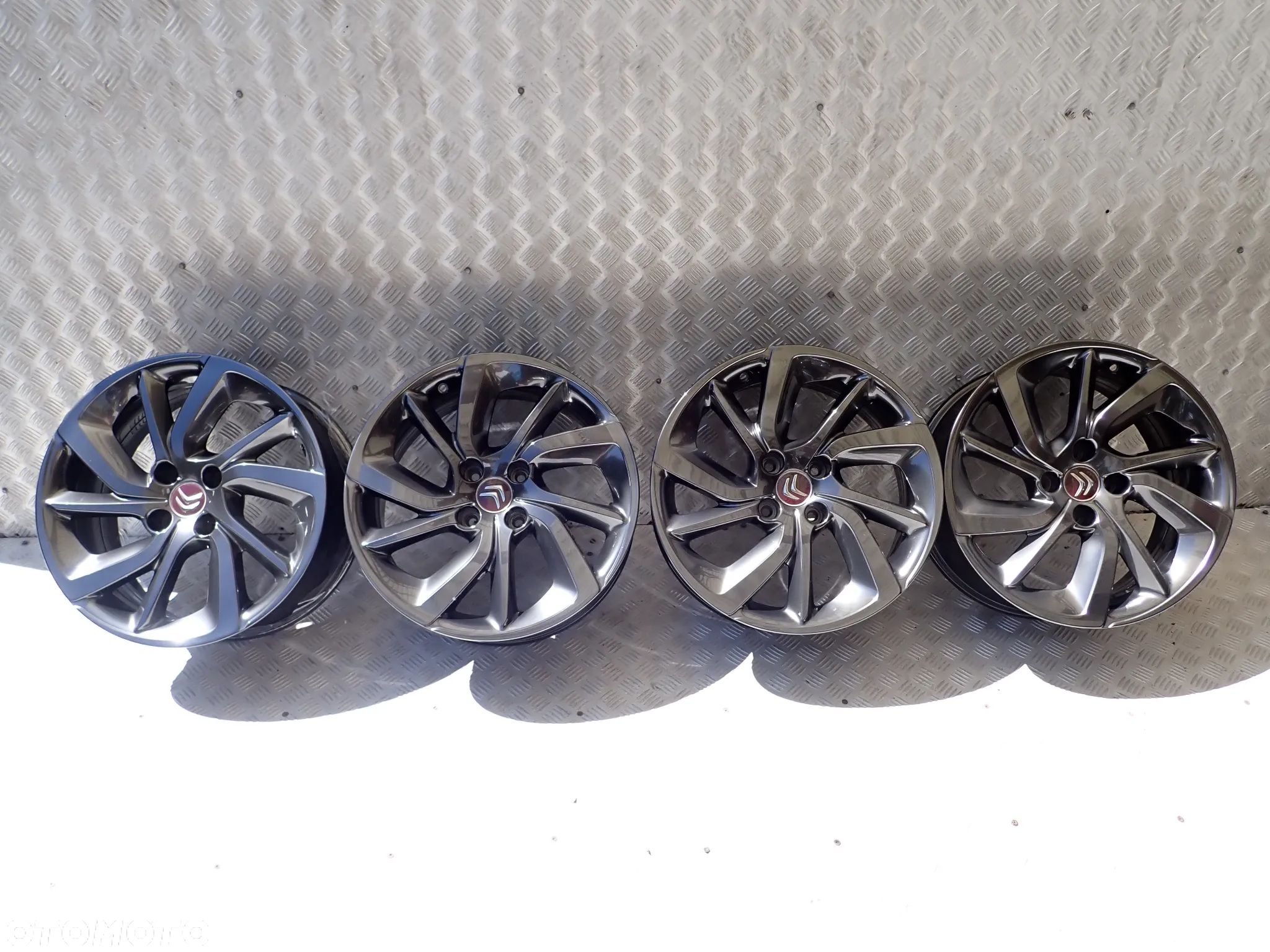 FELGI ALUMINIOWE CITROEN DS3 DS4 7JX17 ET 25 4X108 9805895877 2300 ZŁ - 1