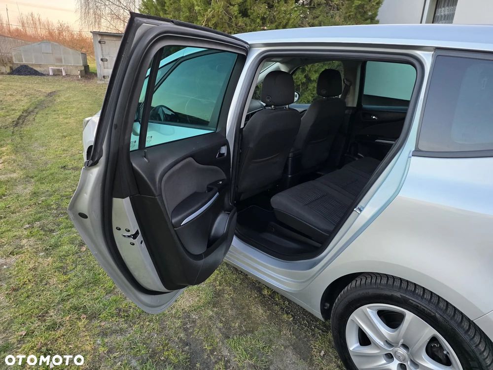 Opel Zafira 1.4 Turbo (ecoFLEX) Start/Stop Edition - 10