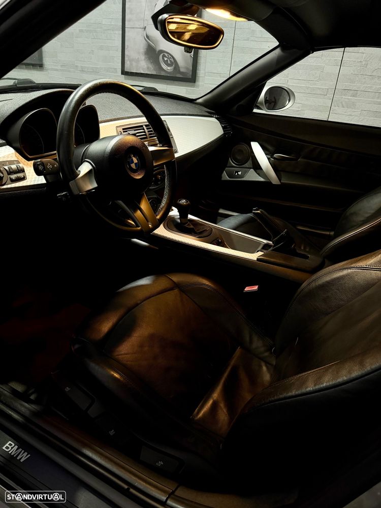 BMW Z4 2.2i - 8