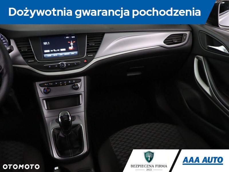 Opel Astra - 10