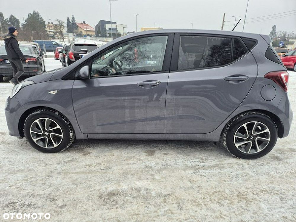 Hyundai i10 - 10