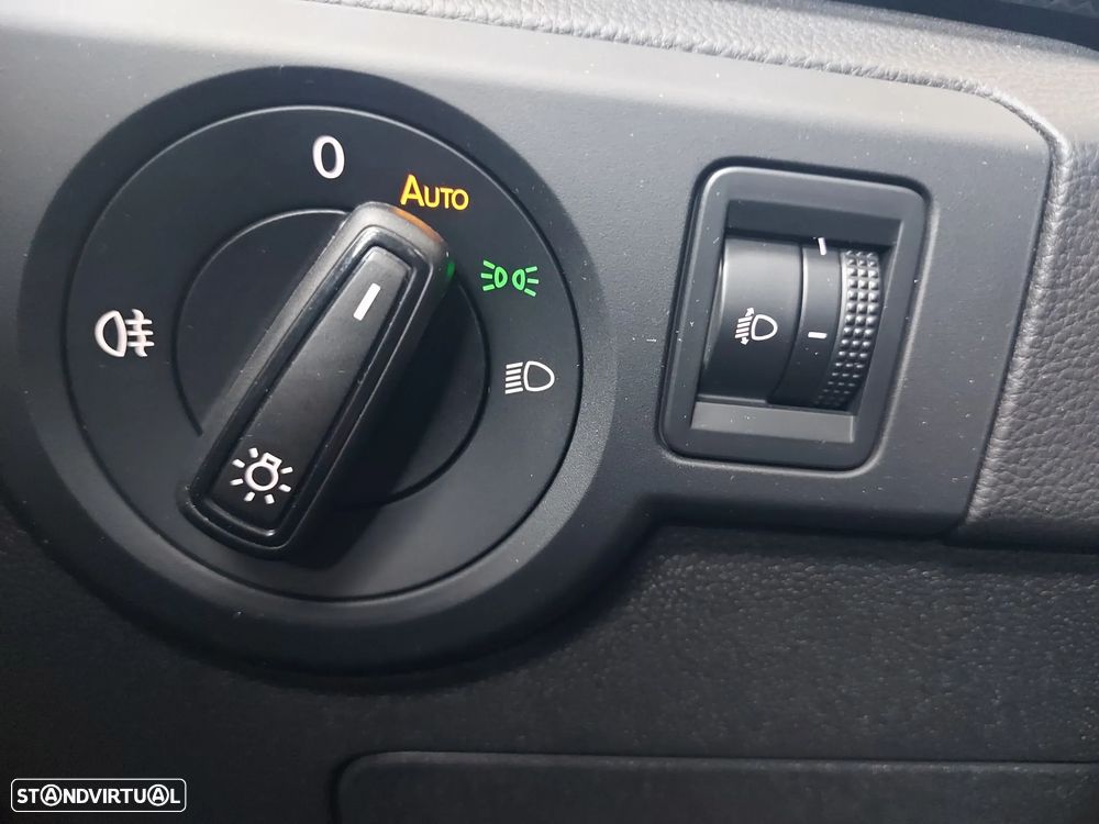 VW T-Cross 1.0 TSI Life - 20