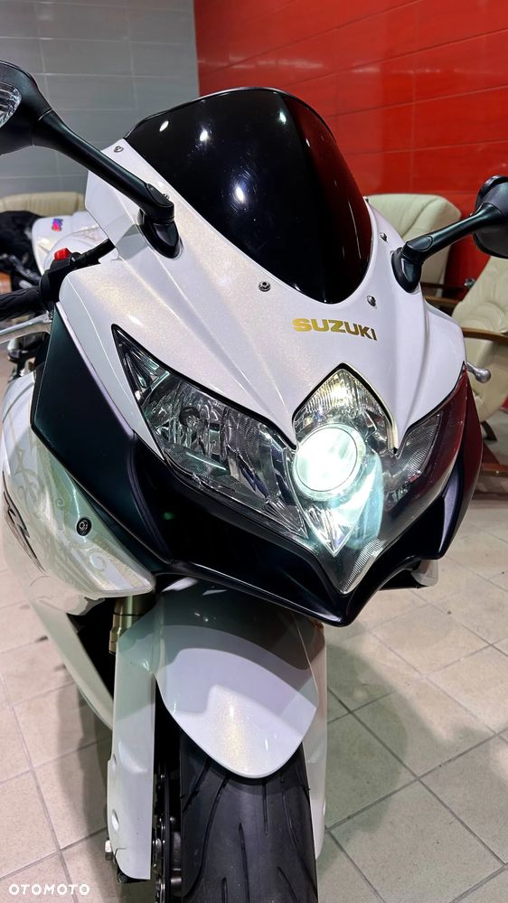 Suzuki GSX-R - 20