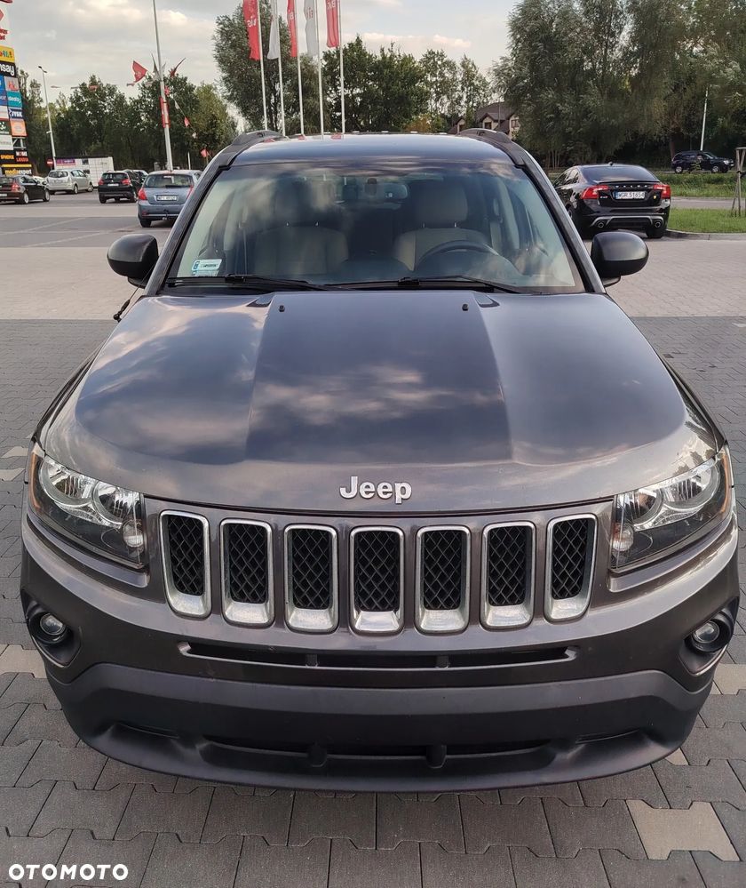 Jeep Compass - 1