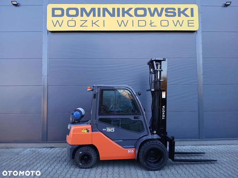 Toyota 02-8FGF30 - 1