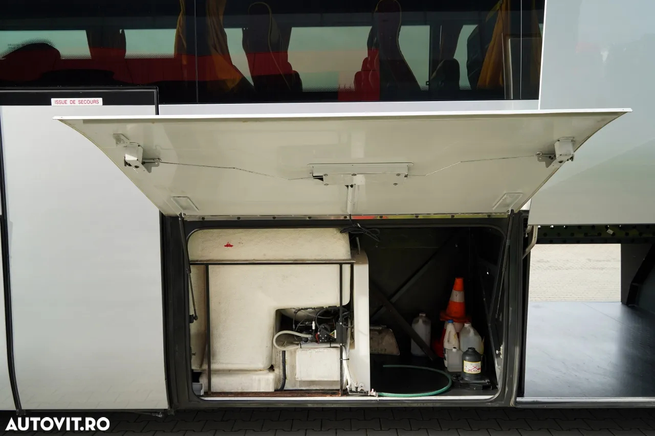 Iveco MAGELYS / EURO 6 / SUPER STARE / TURIST / MANUALĂ / KILOMETRAJ 293.000 km / IMPORTAT DIN FRANȚA / CONTRACT POST-SERVICE / - 18