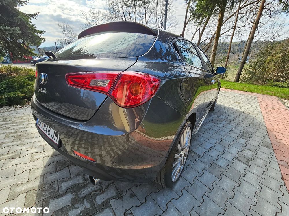 Alfa Romeo Giulietta - 11