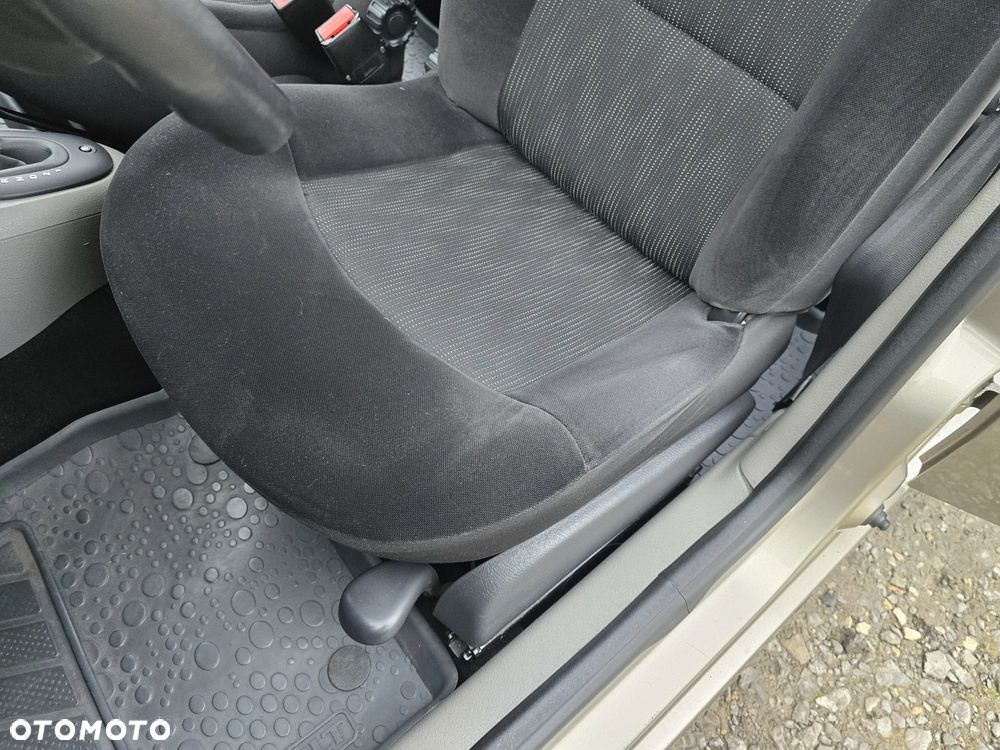 Renault Thalia 1.6 16V All Inclusive - 21