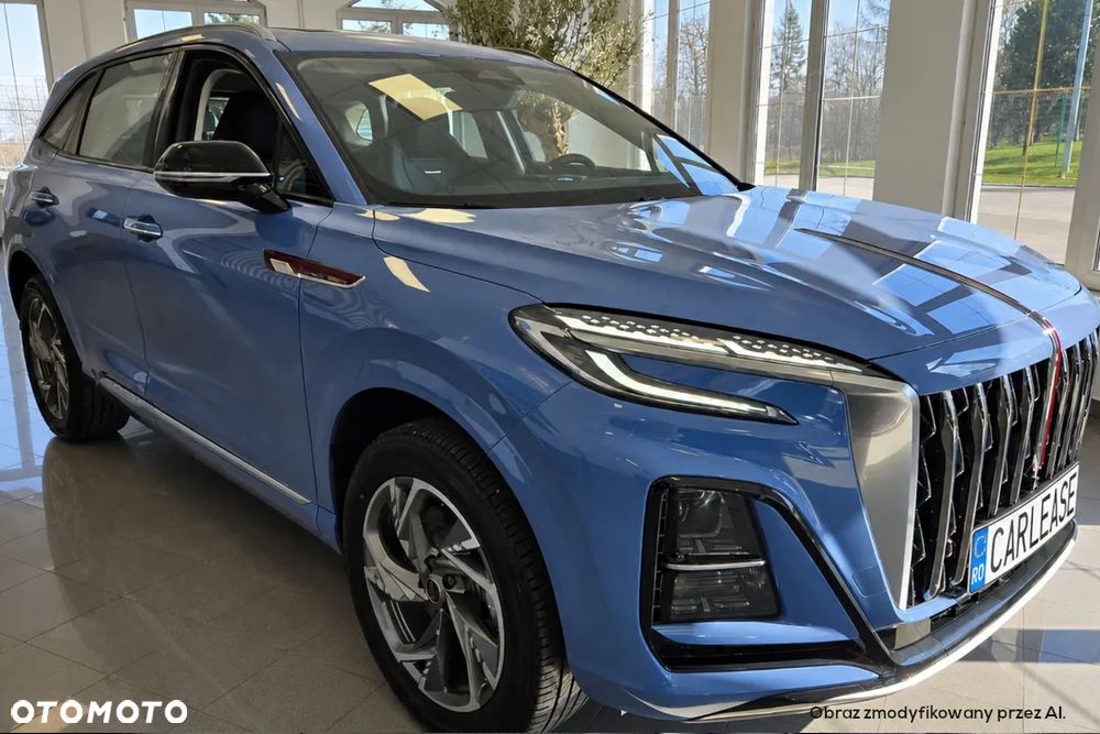 Hongqi HS3 - 7