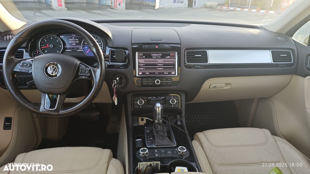 Volkswagen Touareg 3.0 V6 TDI BMT - 11