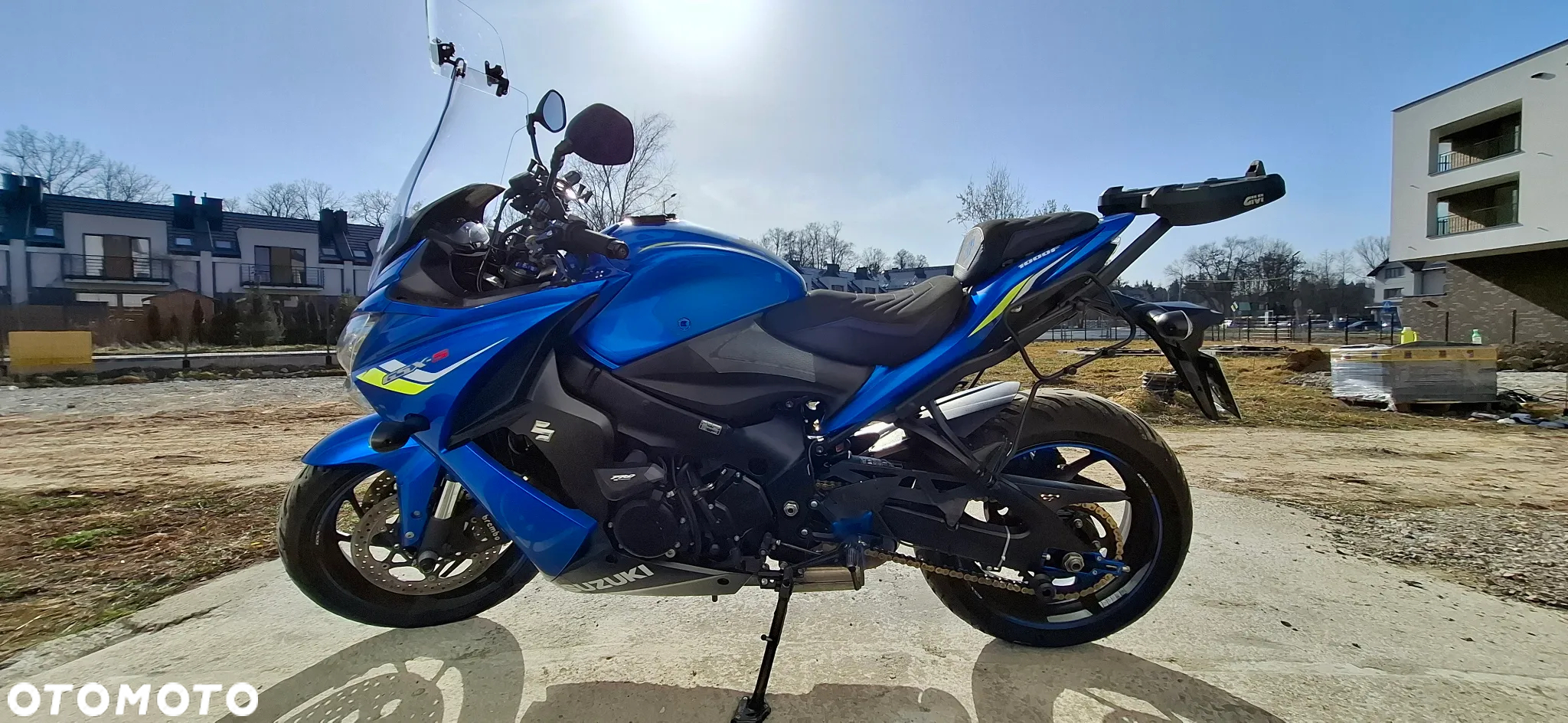 Suzuki GSX 1000 - 5