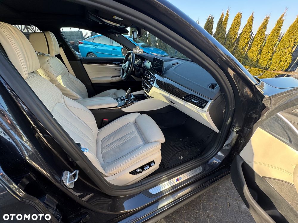 BMW Seria 5 540i xDrive M Sport sport - 12