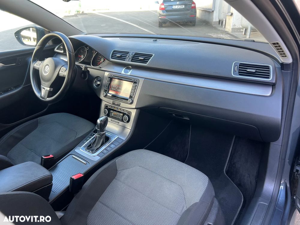 VOLKSWAGEN Passat 2011 — imagine 13
