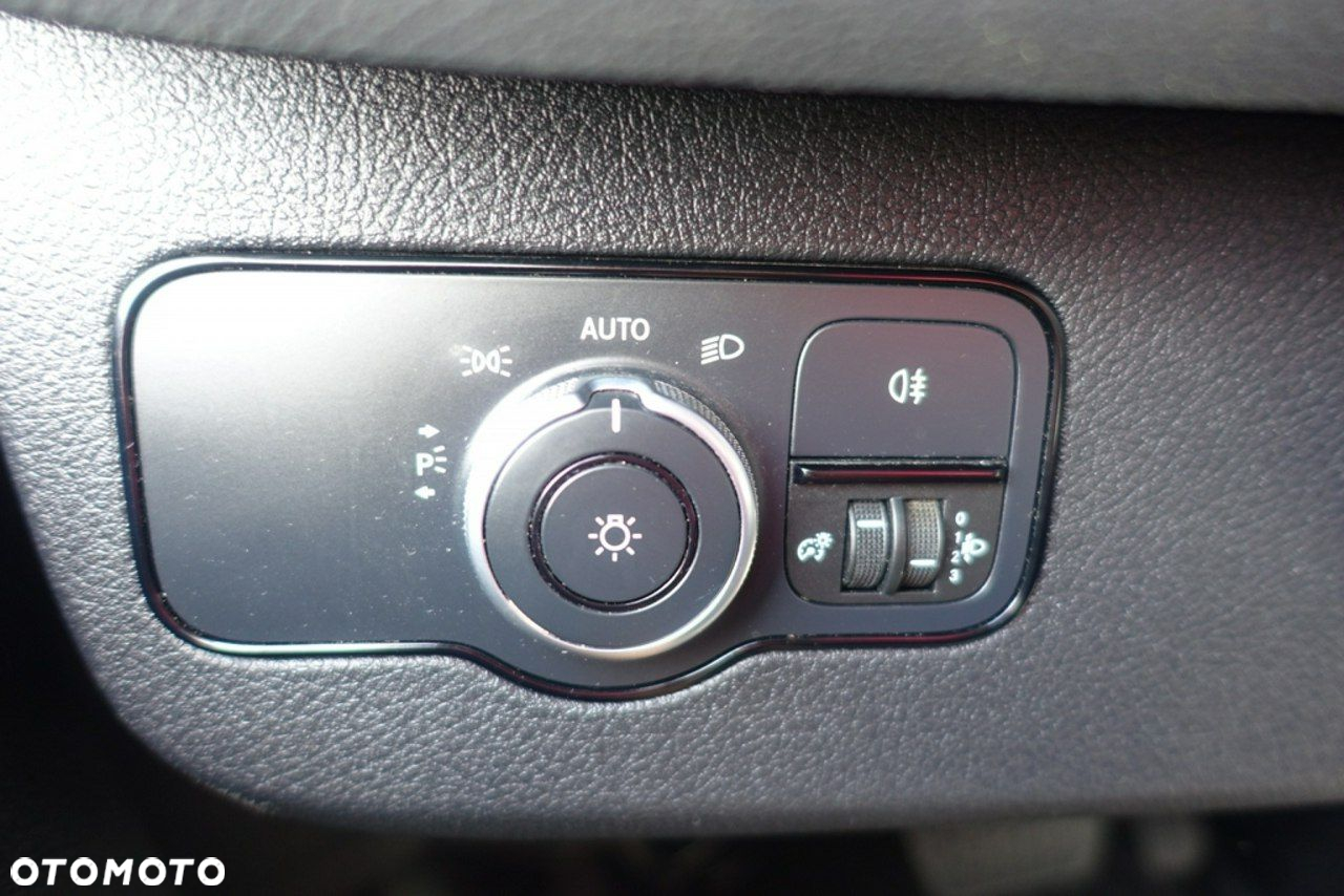 Mercedes-Benz Sprinter - 31
