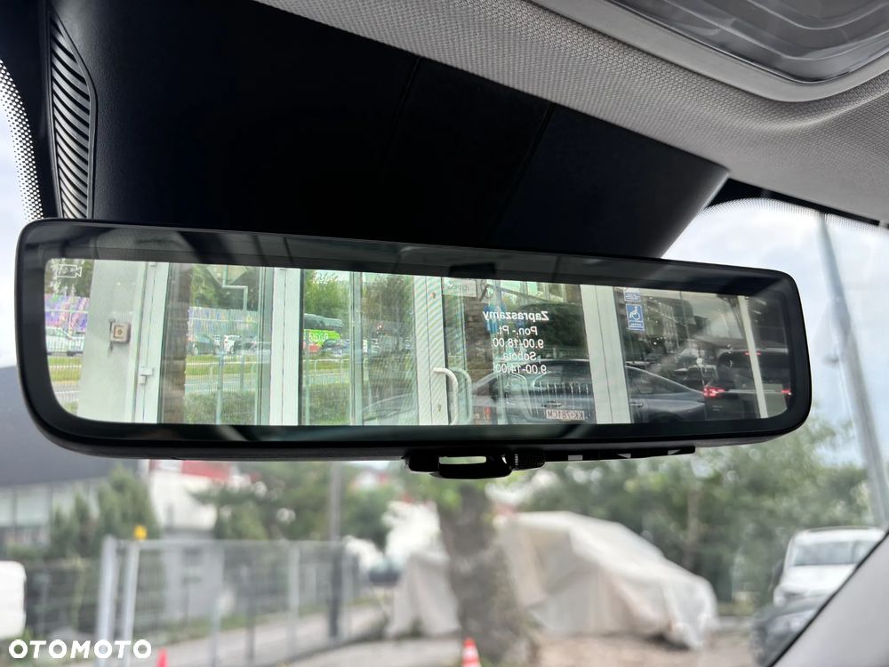 Hongqi HS5 - 13