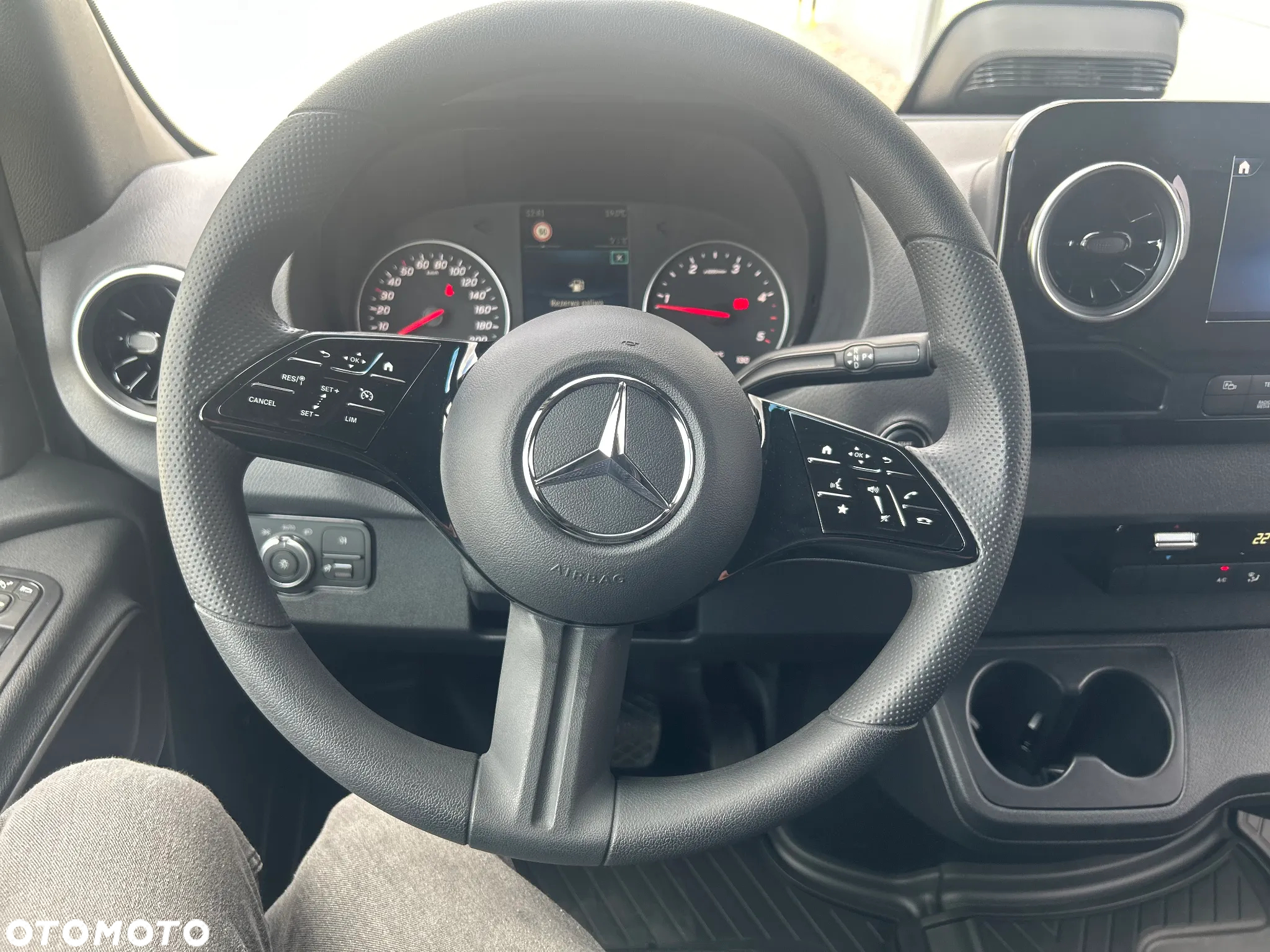 Mercedes-Benz SPRINTER 317 CDI FURGON DŁUGI - 25