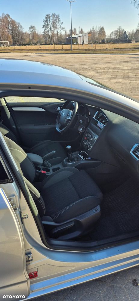 Citroën C4 VTi 120 Attraction - 10