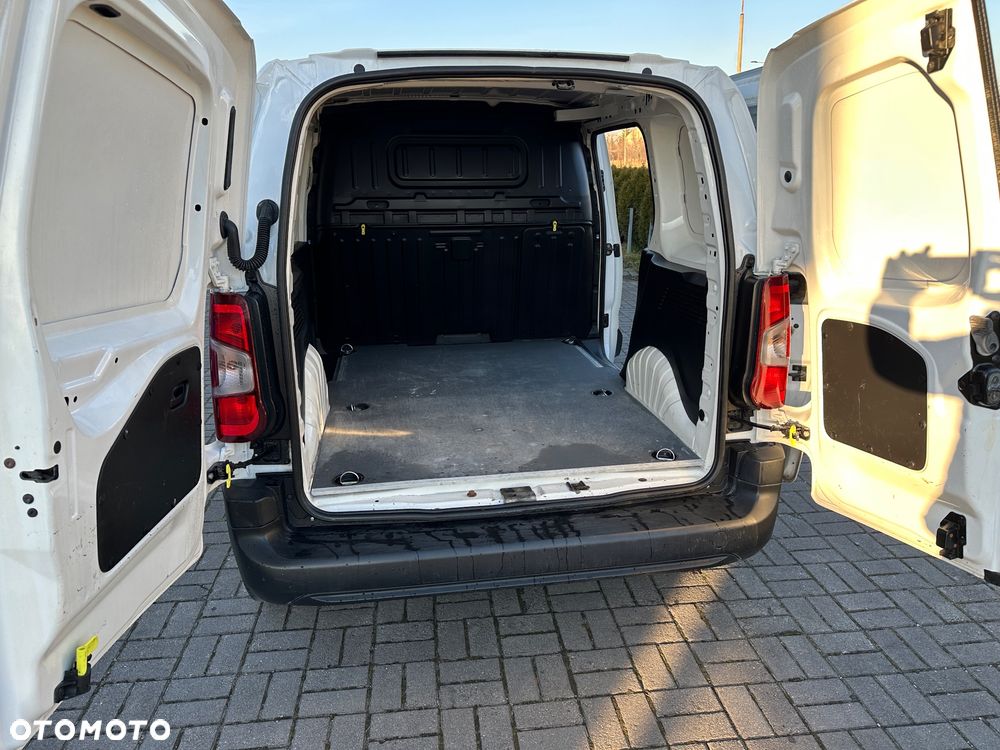 Toyota Proace City 1.5 D-4D  2,3t Active - 10