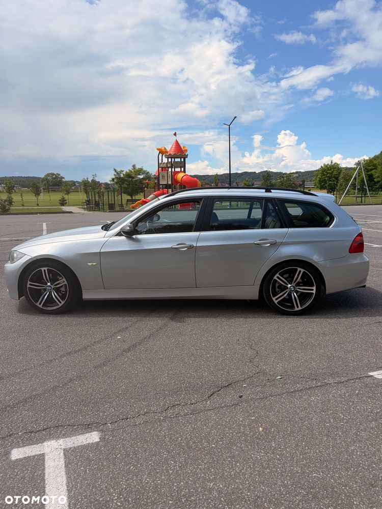 BMW Seria 3 325i - 8