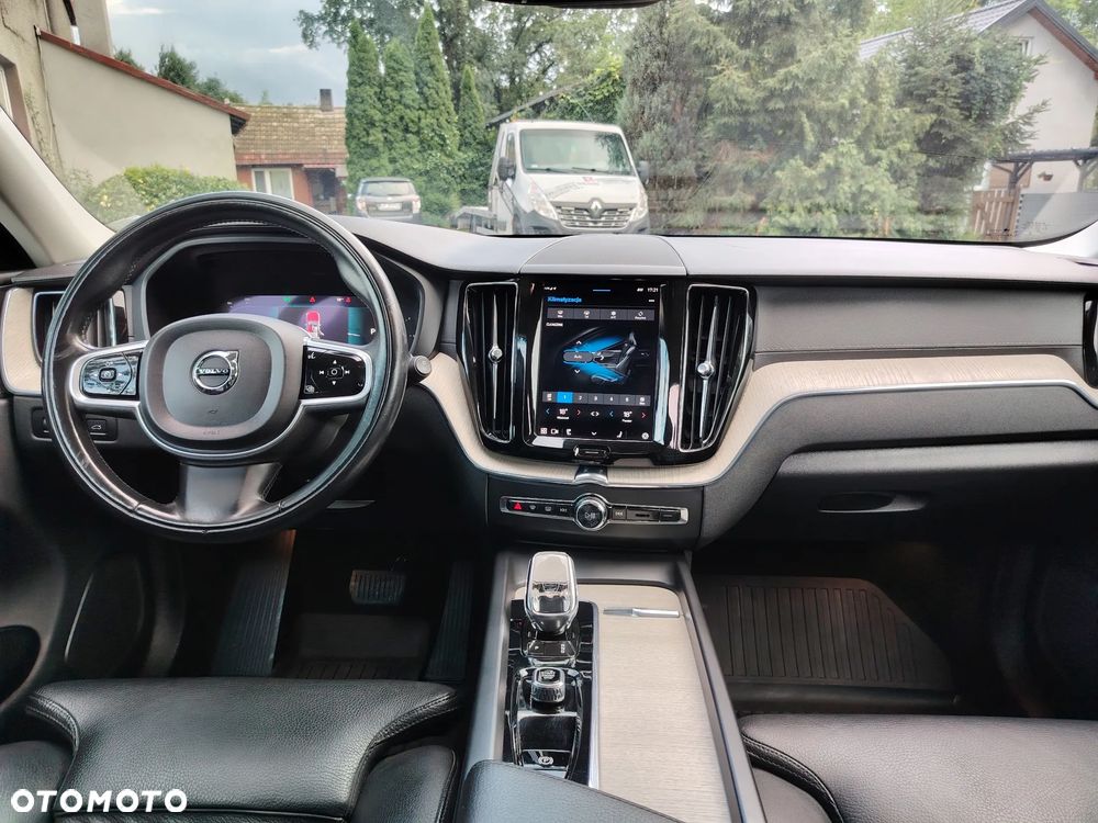 Volvo XC 60 B4 D AWD Inscription - 29