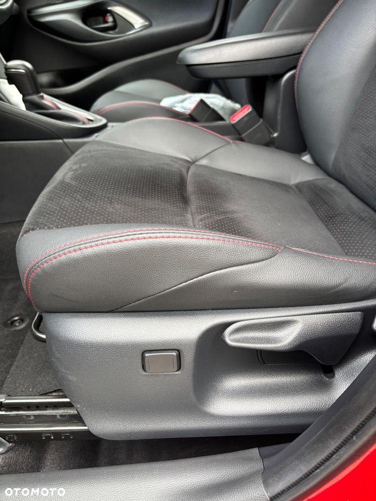 Toyota Yaris 1.5 VVT-i GR SPORT - 18