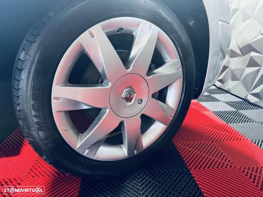 Renault Mégane Break 1.5 dCi Dynamique - 17