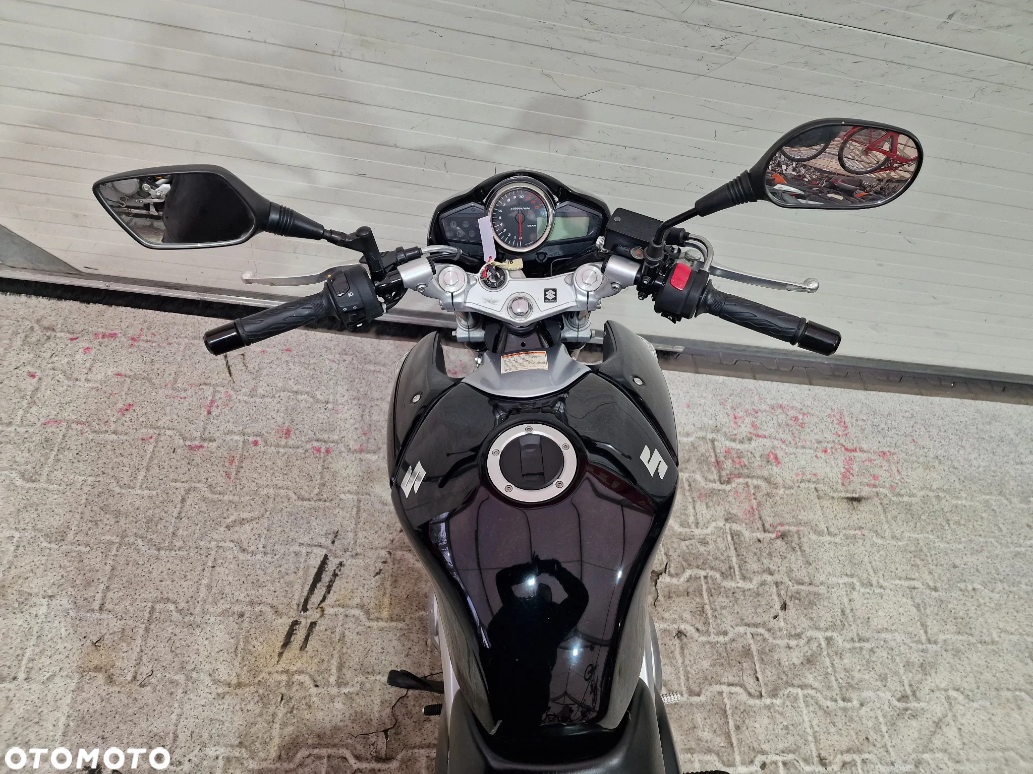 Suzuki GW 250 - 30