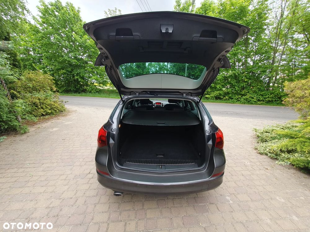 Opel Astra 1.6 Turbo Innovation - 9