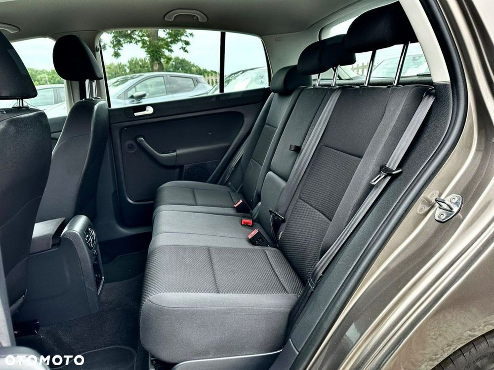 Volkswagen Golf Plus 1.6 TDI Highline - 9