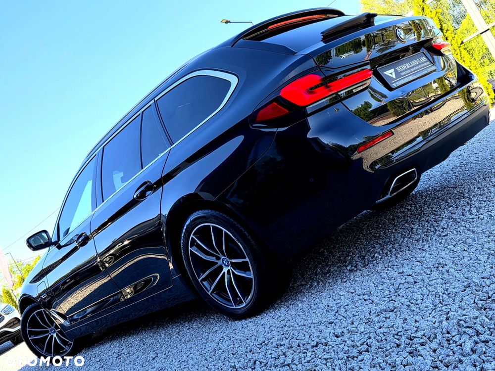 BMW Seria 5 530e xDrive - 8