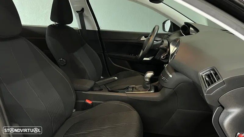 Peugeot 308 1.6 BlueHDi Allure EAT6 - 25