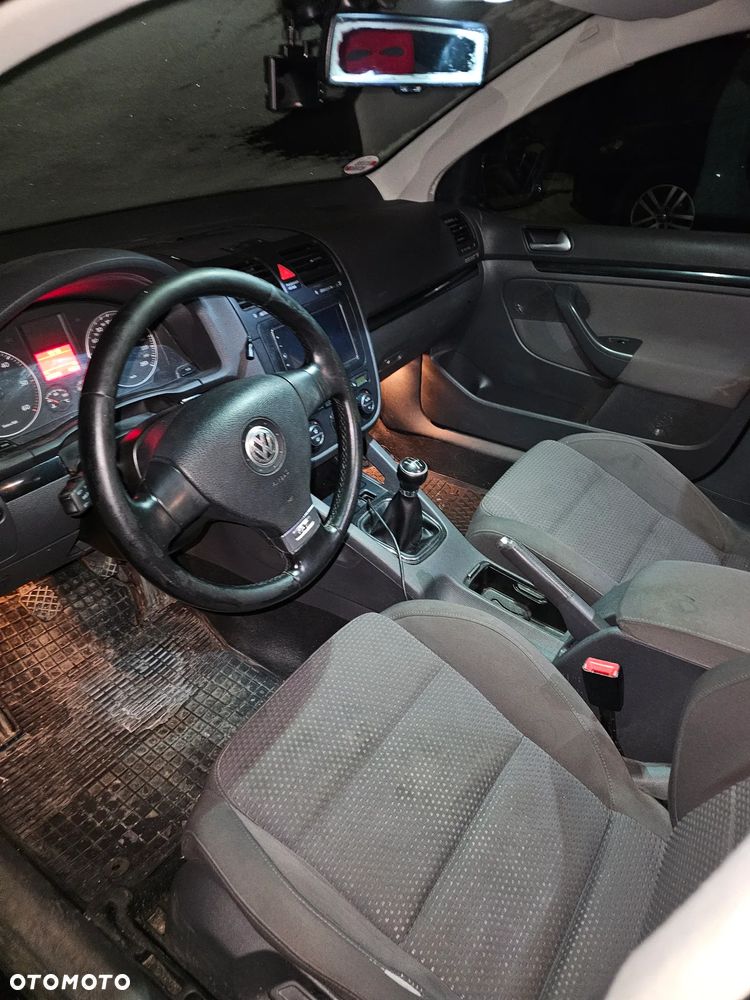 Volkswagen Golf 1.9 TDI GT Sport - 8