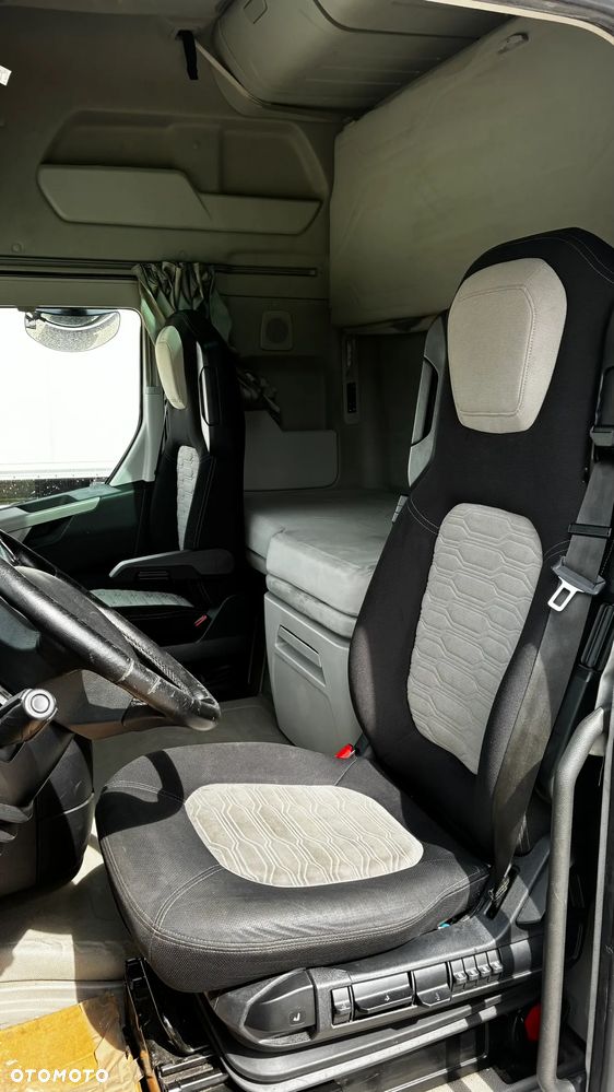 Ford F MAX 500 - 20