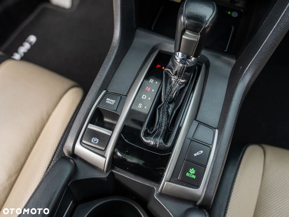 Honda Civic 1.5 T Prestige (Navi) - 28